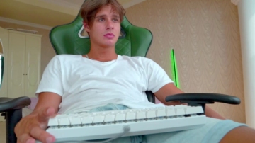 Dave_Maxwell  05-08-2021 video analdeep